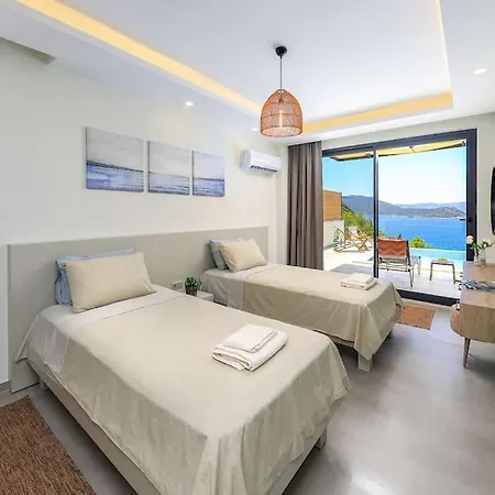 Villa Suer- Maviye Acilan Essiz Bir Sizlerle