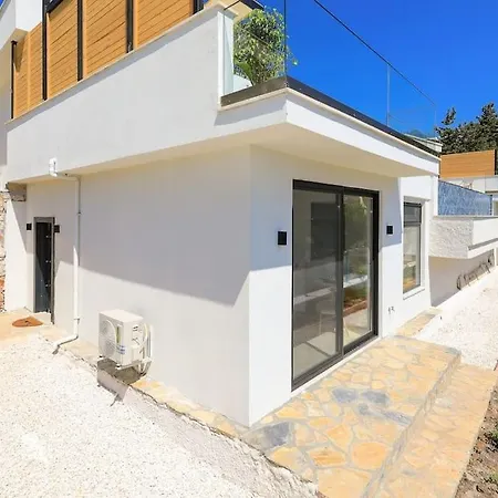 Villa Suer- Maviye Acilan Essiz Bir Sizlerle *