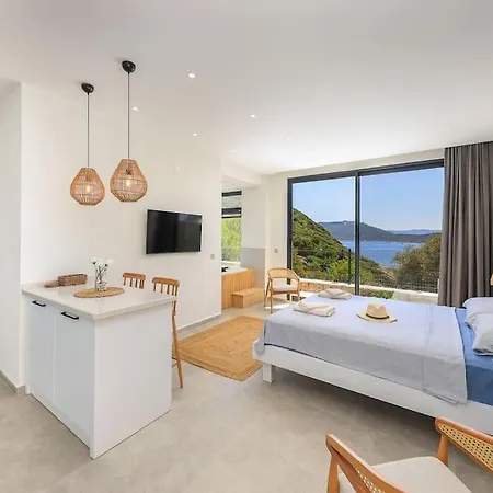 Villa Suer- Maviye Acilan Essiz Bir Sizlerle Kaş