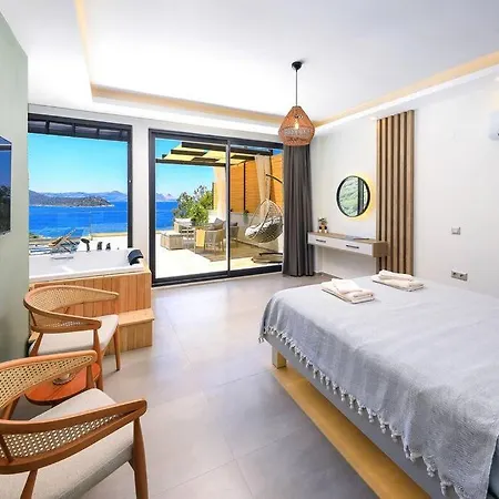 Suer- Maviye Acilan Essiz Bir Sizlerle Kaş