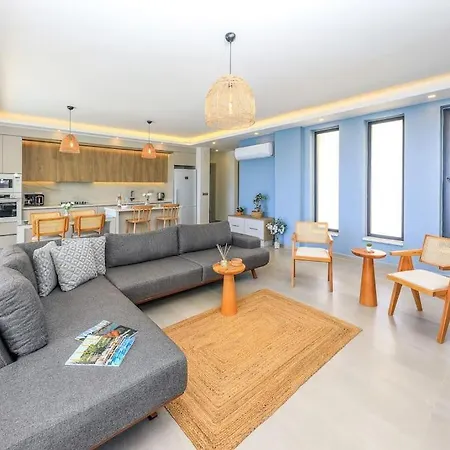 Villa Suer- Maviye Acilan Essiz Bir Sizlerle Kaş